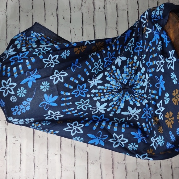 Vera Bradley "Java Burst" Oversized Rayon Scarf - Picture 2 of 4